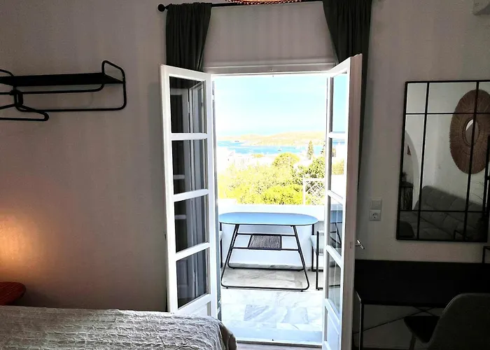 Aeolian Blu 8 Páros