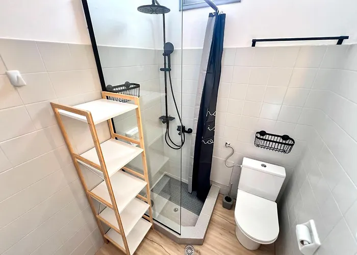 Aeolian Blu 8 * Páros