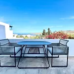 Aeolian Blu 8 Páros