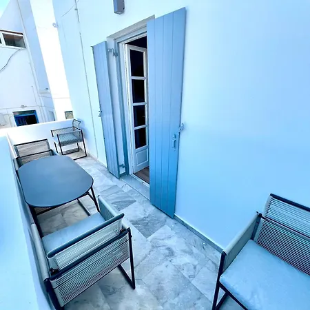 Aeolian Blu 8 Páros